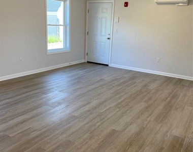 120 E Central Avenue - Photo Thumbnail 9