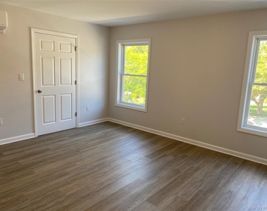 120 E Central Avenue - Photo Thumbnail 11