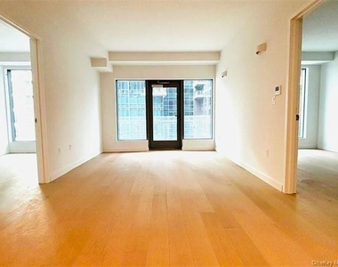 3371 Prince Street - Photo Thumbnail 9