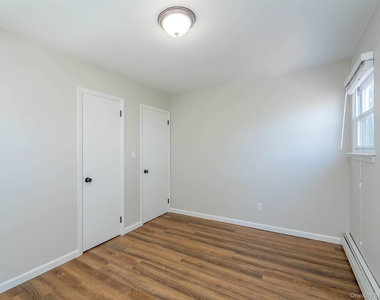 80 Maxwell Avenue - Photo Thumbnail 11