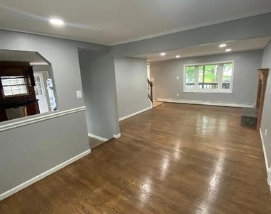 25 Newport Avenue - Photo Thumbnail 1