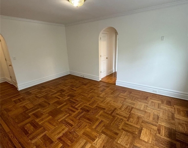 10 Wright Place - Photo Thumbnail 3