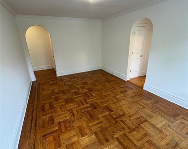 10 Wright Place - Photo Thumbnail 4