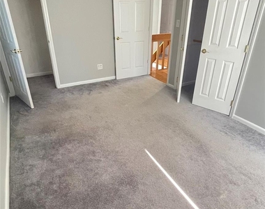 8015 260th Street - Photo Thumbnail 15