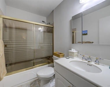 1 Anchorage Lane - Photo Thumbnail 12