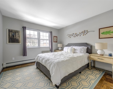 1 Anchorage Lane - Photo Thumbnail 10