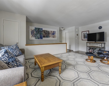 1 Anchorage Lane - Photo Thumbnail 2