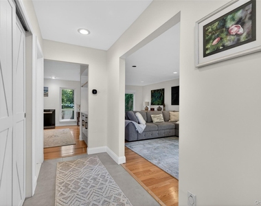 60 Wimbledon Drive - Photo Thumbnail 4