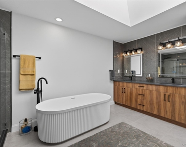 60 Wimbledon Drive - Photo Thumbnail 22