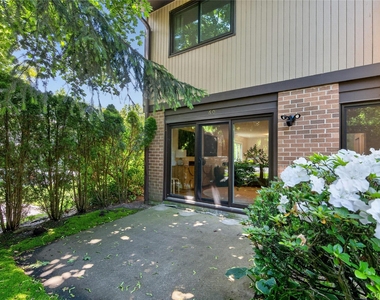 60 Wimbledon Drive - Photo Thumbnail 30