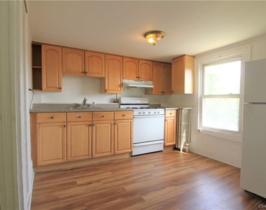 119 High Street - Photo Thumbnail 5