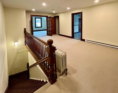 32 Parkway - Photo Thumbnail 1