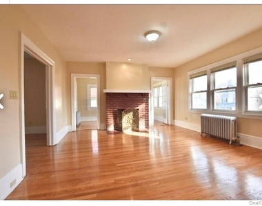 96 Grandview Avenue - Photo Thumbnail 2