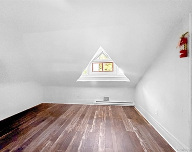 3604 Lexington Avenue - Photo Thumbnail 6