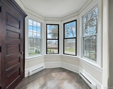3604 Lexington Avenue - Photo Thumbnail 4