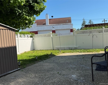 4 Lafayette - Photo Thumbnail 9