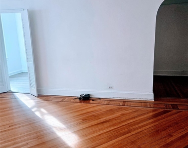 1 Broad Parkway - Photo Thumbnail 3