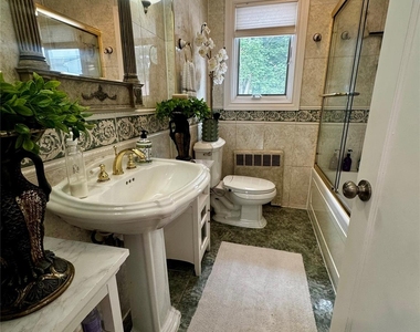59 Taylor Avenue - Photo Thumbnail 9