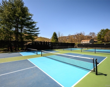 605 Heritage Hills - Photo Thumbnail 33