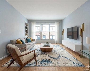 15 Quinby Avenue - Photo Thumbnail 2