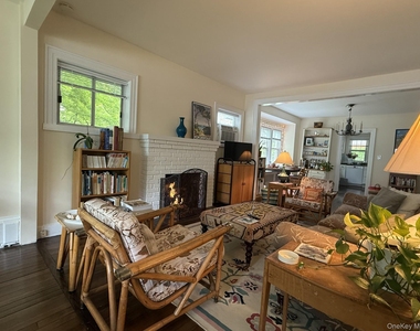 38 Sammis Street - Photo Thumbnail 2
