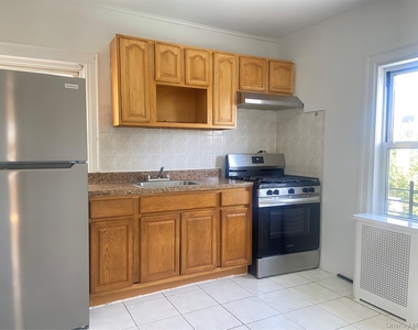 148-42 87th Avenue - Photo Thumbnail 2