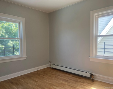 148-42 87th Avenue - Photo Thumbnail 8