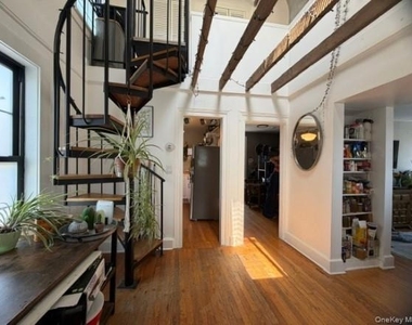 28 Bridge Street - Photo Thumbnail 9