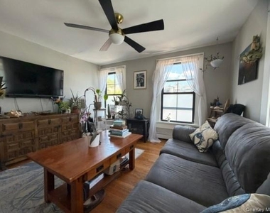 28 Bridge Street - Photo Thumbnail 6
