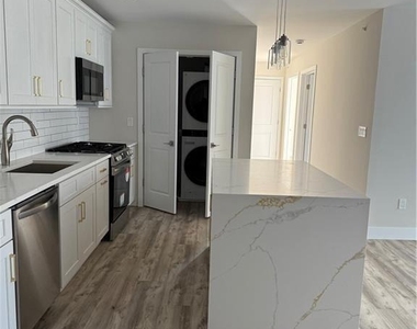 251 Livingston Avenue - Photo Thumbnail 2