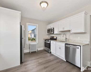 119 Vogel Place - Photo Thumbnail 22