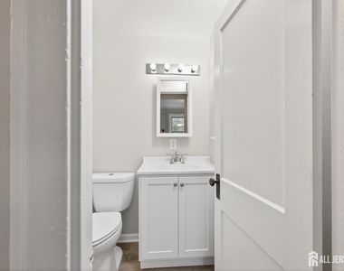 119 Vogel Place - Photo Thumbnail 28
