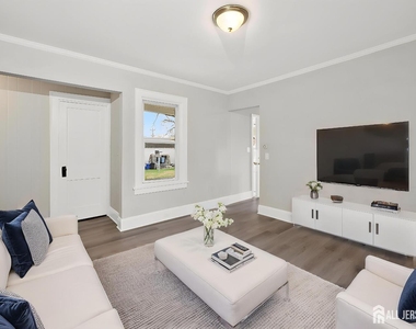 119 Vogel Place - Photo Thumbnail 26