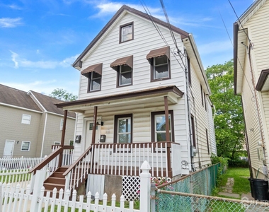 1648 Essex Street - Photo Thumbnail 1