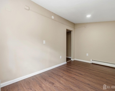 1648 Essex Street - Photo Thumbnail 17