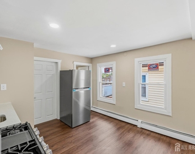 1648 Essex Street - Photo Thumbnail 10