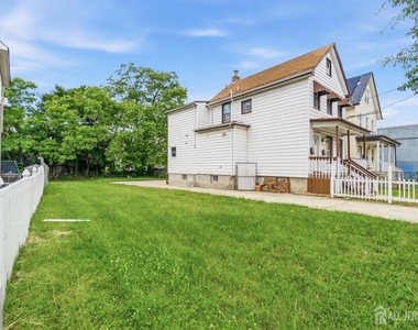 1648 Essex Street - Photo Thumbnail 24