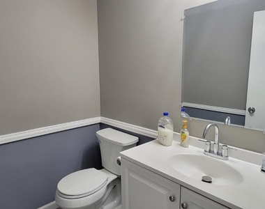 44 Peachtree Court - Photo Thumbnail 7
