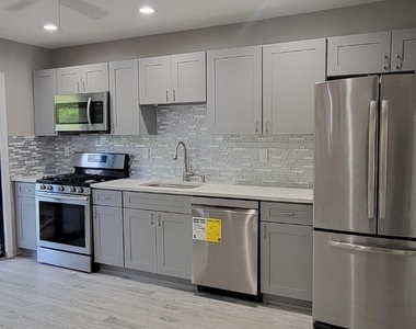 44 Peachtree Court - Photo Thumbnail 2