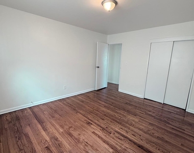 260 Loring Avenue - Photo Thumbnail 2