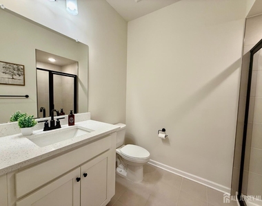 614 Sadie Circle - Photo Thumbnail 8