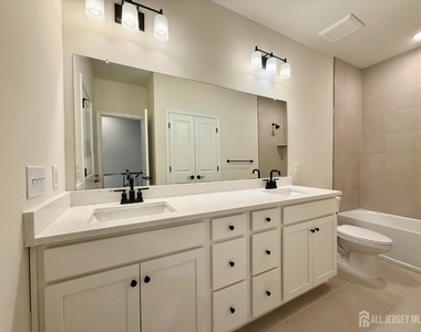 614 Sadie Circle - Photo Thumbnail 14