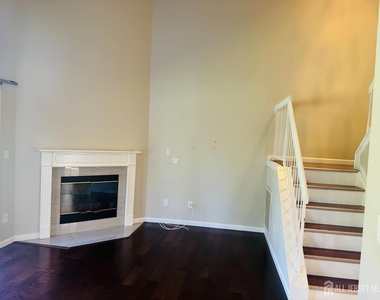 171 Nebula Road - Photo Thumbnail 5