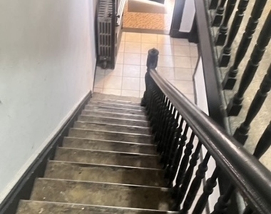 1129 Rogers Avenue - Photo Thumbnail 12