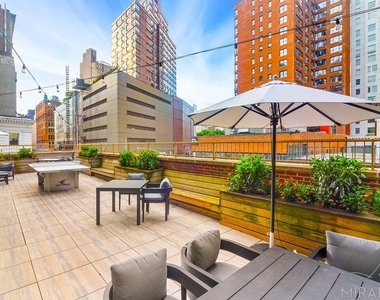 127 4th Avenue - Photo Thumbnail 6