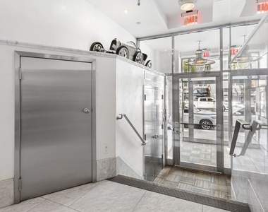 127 4th Avenue - Photo Thumbnail 11