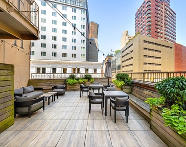 127 4th Avenue - Photo Thumbnail 8