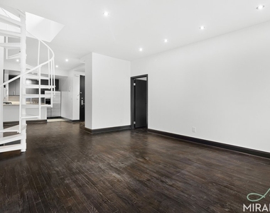 270 Park Avenue S - Photo Thumbnail 6