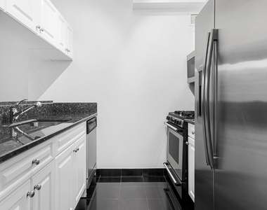 60 W 23rd Street - Photo Thumbnail 4