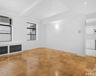 132 E 45th Street - Photo Thumbnail 1